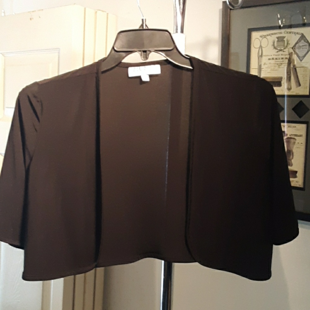 Short cut off shirt